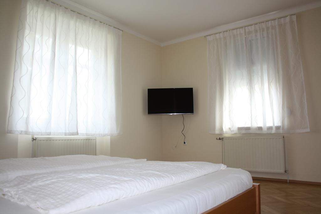 Villa Sonnenschein Laa an der Thaya Quarto foto